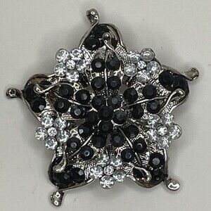 Fashion Jewelry Snowflake shaped Silver Tone Brooch with Black/Clear Cabochons